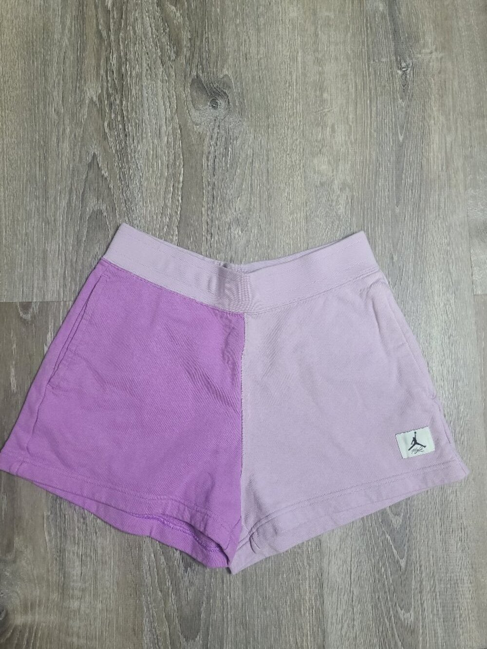 Jordan Flight Fleece Color-Block Shorts Violet Shock Iced Lilac - Size M